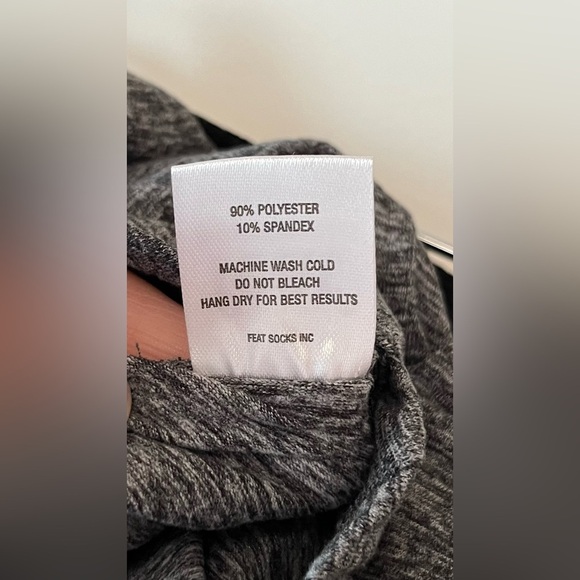 Feat Women's Flow/Tech Roam 2" Shorts Heather Gray Size Small - Picture 6 of 11